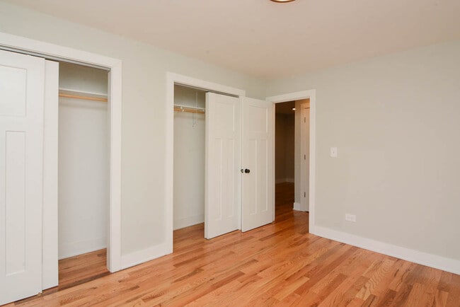 Building Photo - 696 Elm Pl