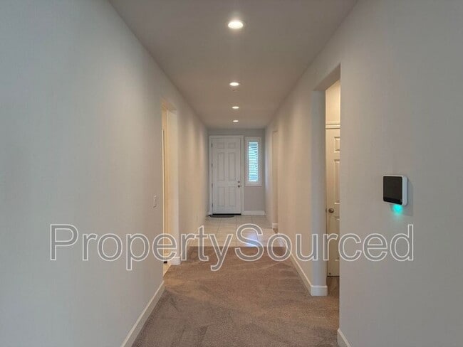 Building Photo - 1978 Memorial Ln