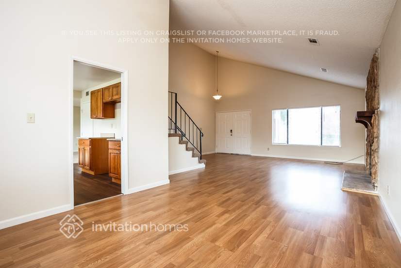 Building Photo - 2126 Mendocino Dr