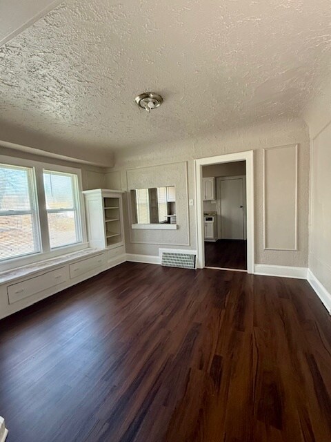 Building Photo - 3298 N 13th St