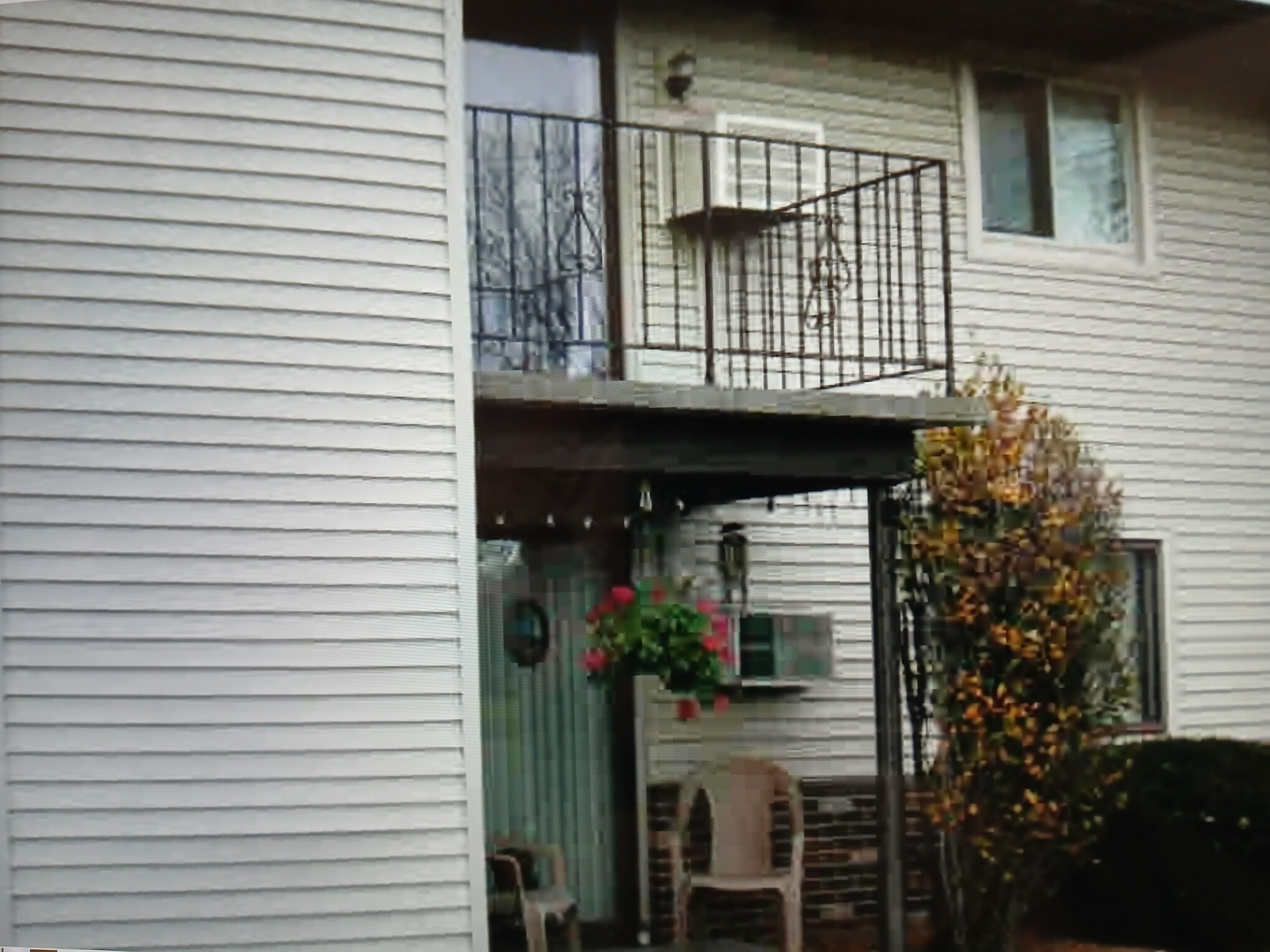 Building Photo - 1733 Maricopa Dr