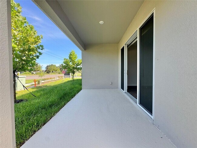 Building Photo - 656 Hennepin Lp