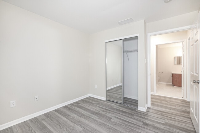 Building Photo - 1396 Tristram Cir