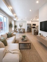 Building Photo - 1421 N Franklin St