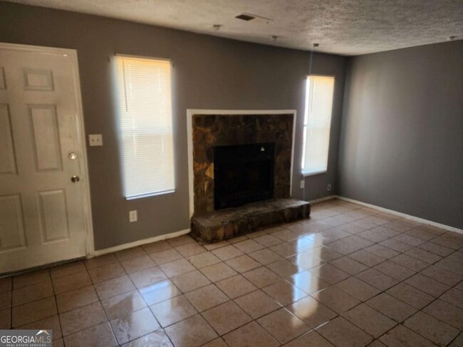 Building Photo - 128 Cardinal Ln