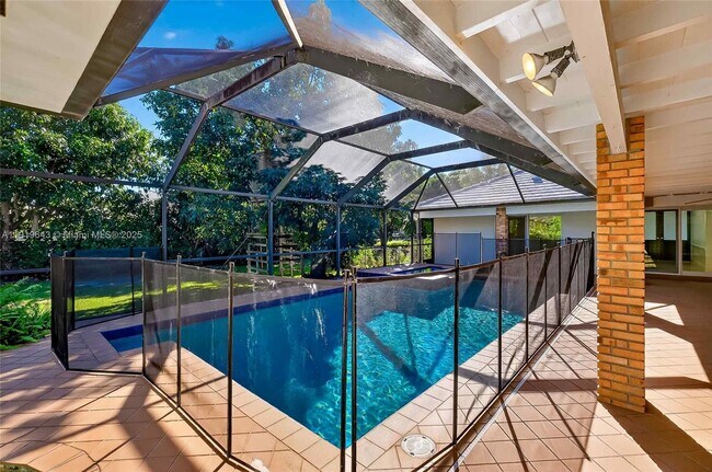 Building Photo - 6731 SW 138th St