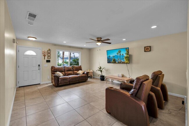 Building Photo - 68705 Tortuga Rd