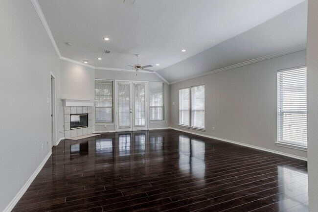 Building Photo - 5923 Flintshire Ct