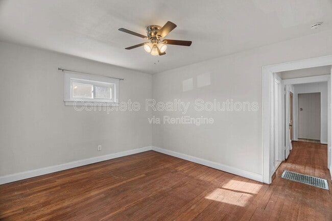 Building Photo - 3007 Hilleman Ave