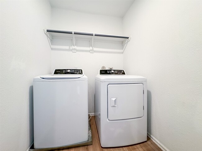 Building Photo - 26806 Jasmine Breeze Dr