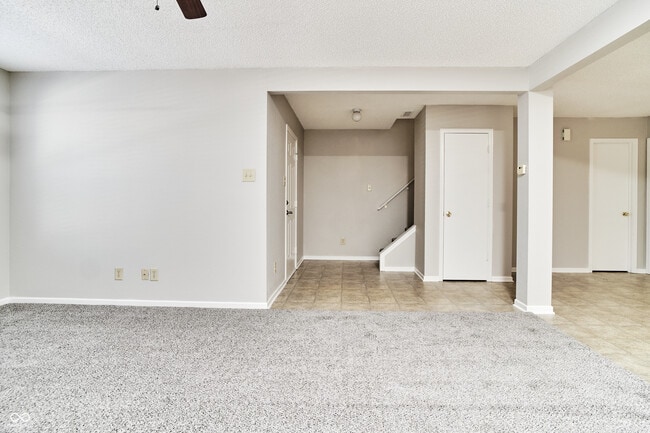 Building Photo - 14169 Clapboard Dr