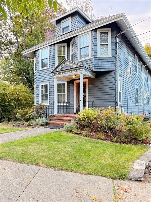 Building Photo - 131 Mt Vernon St