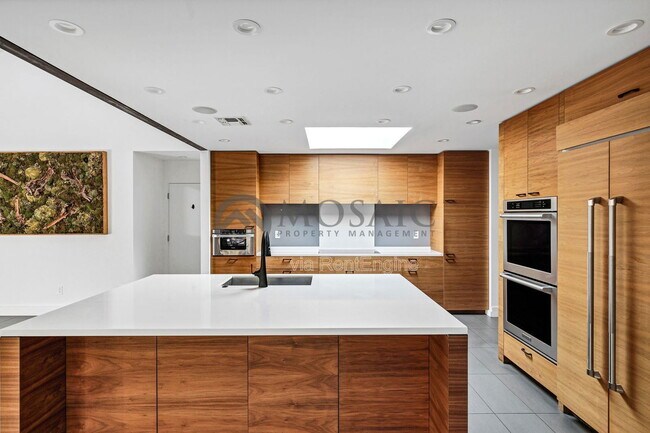 Building Photo - 8413 E Welsh Trail