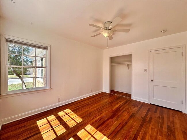 Building Photo - 5207 Shoal Creek Blvd