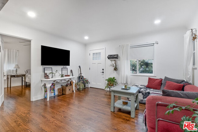 Building Photo - 4914 Malta St