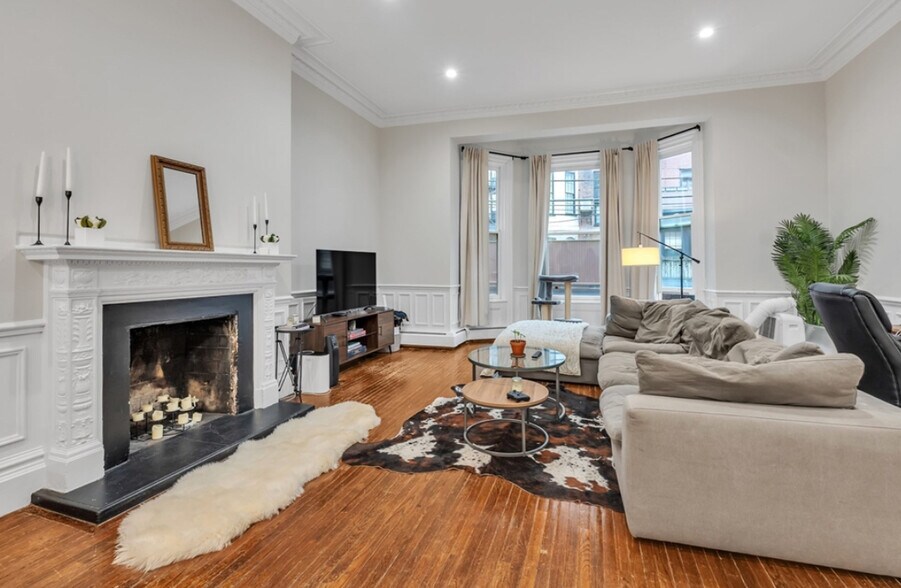 Primary Photo - 285 Clarendon St