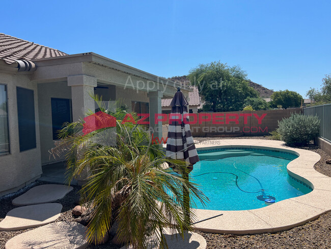 Building Photo - Stetson Hills with Pool