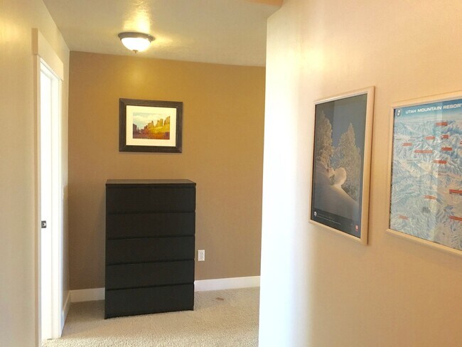 Building Photo - 1069 Quarry View Way