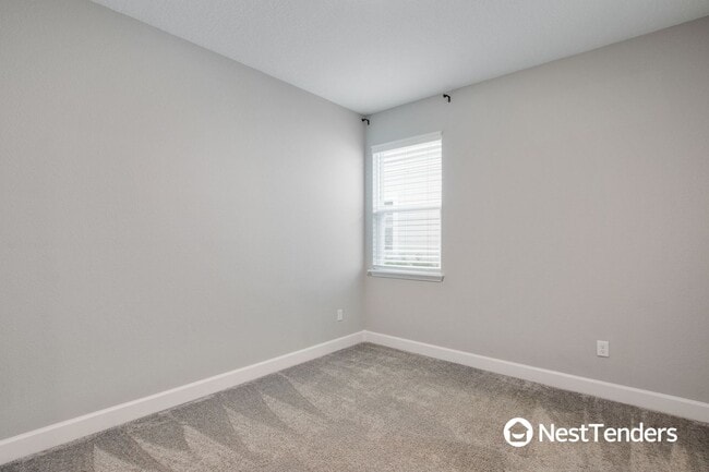 Building Photo - Enjoy Resort-Style Amenities in Beautiful ...