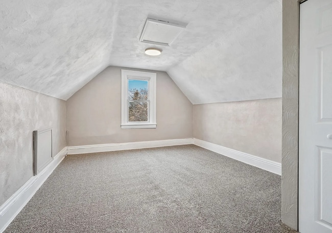 Building Photo - Marlow nice home