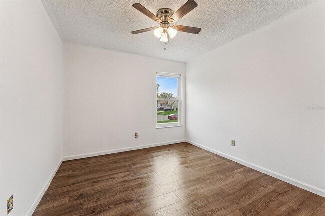 Building Photo - 7236 Somersworth Dr