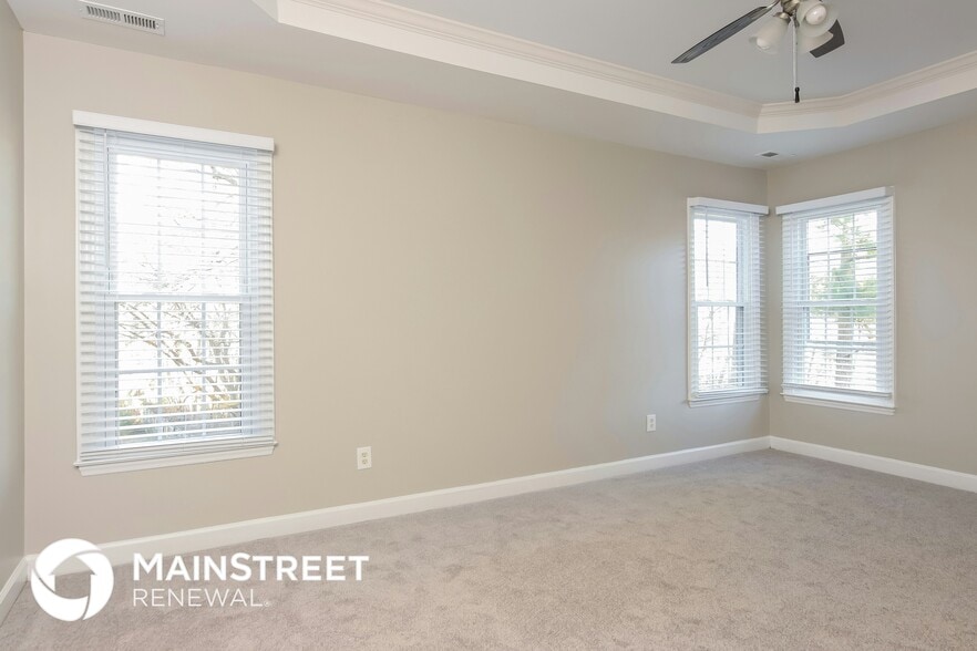 Building Photo - 808 Siena Dr