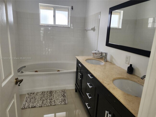 Building Photo - 9777 NW 45th Ln