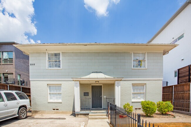 Primary Photo - Fitzhugh Apartments