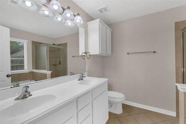 Building Photo - 10143 Rose Willow Ln