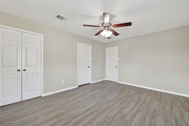 Building Photo - 6019 Wesley Manor Ct