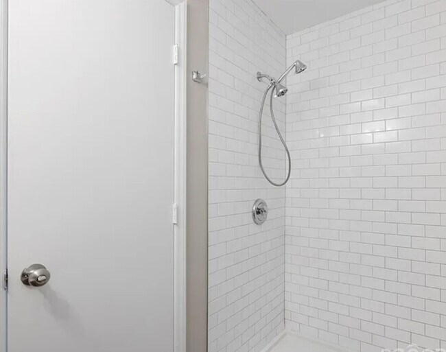 Building Photo - 6142 Meadow Rose Ln