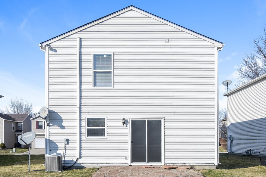 Building Photo - 10643 Glenayr Dr