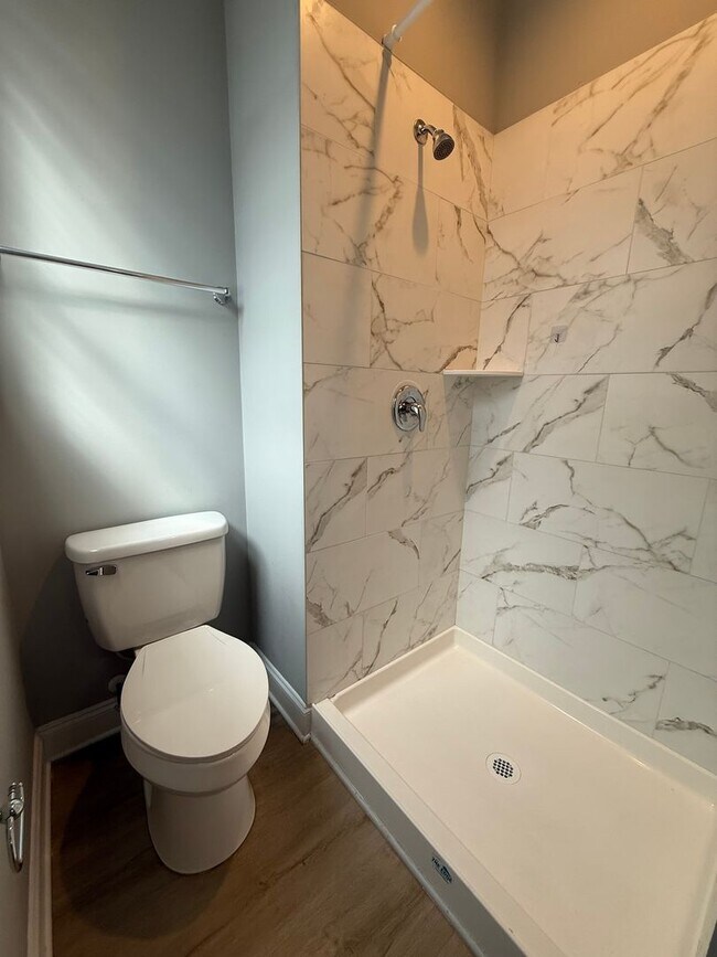 Building Photo - 9 Hanover St