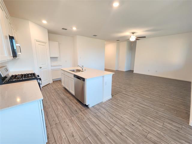 Building Photo - 1202 Smoketree Ln