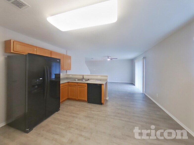 Building Photo - 4518 Safe Hbr