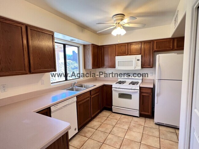 Building Photo - Beautiful home with private yard that backs to open space green belt