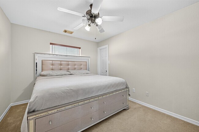 Building Photo - 12431 Rosa Ridge Ln