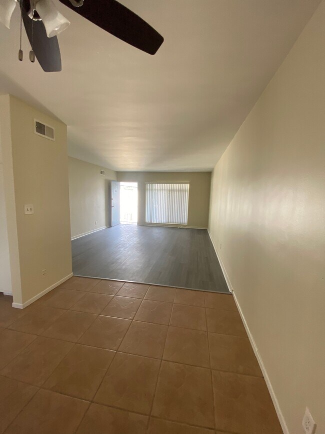 Building Photo - 4025 Coco Ave
