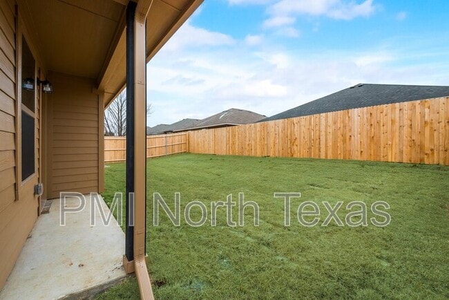 Building Photo - 1411 Warringwood Dr