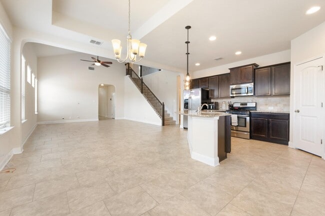 Building Photo - 15103 Pintail