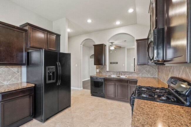 Building Photo - 2131 Beacon Park Ct