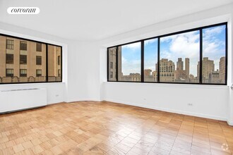 Building Photo - 45 E 25th St