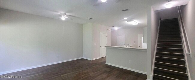 Building Photo - 1573 Biscayne Bay Dr