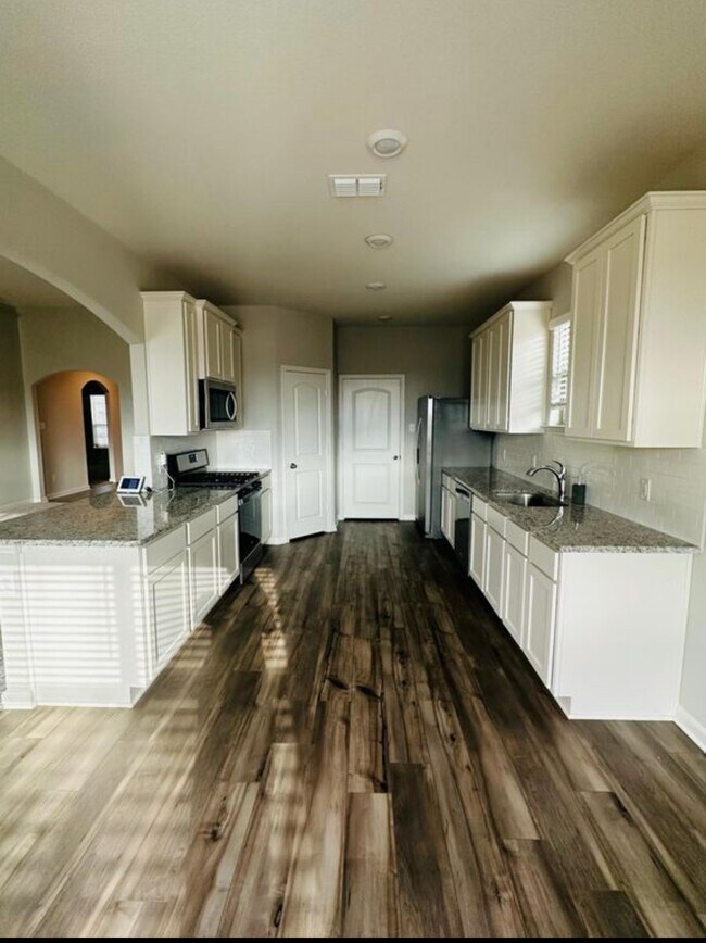 Building Photo - 1828 Liam Dr