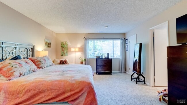 Building Photo - 5270 Arnica Way