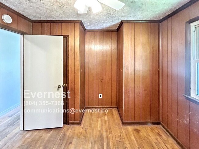 Building Photo - 1804 Trenton St