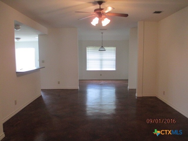 Building Photo - 125 Gemini Ct