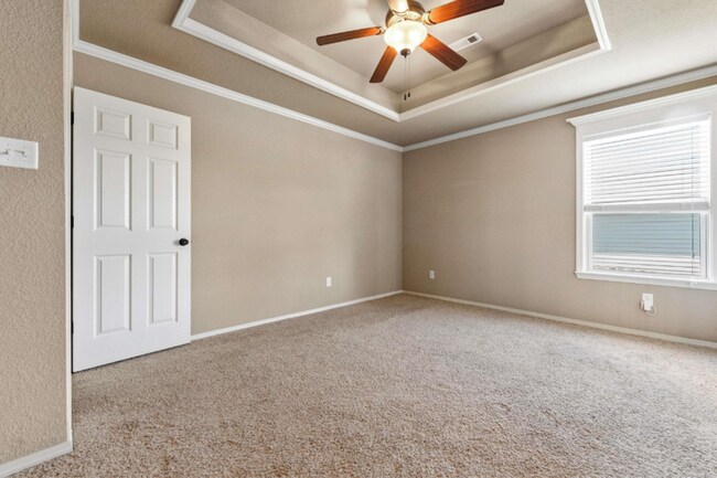 Building Photo - Move-in Ready in Sylvan Hills