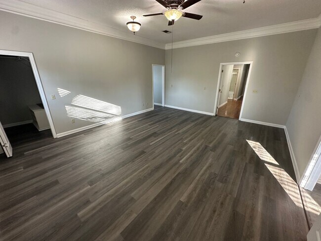 Building Photo - FOR LEASE - 4 Bed, 4 Bath, 5000sqft, 1.5 a...