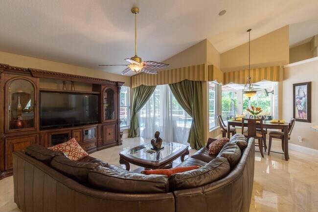 Building Photo - 14816 Stirrup Ln